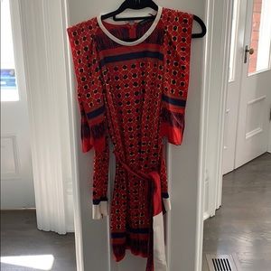 Vionnet printed cold shoulder dress size 40